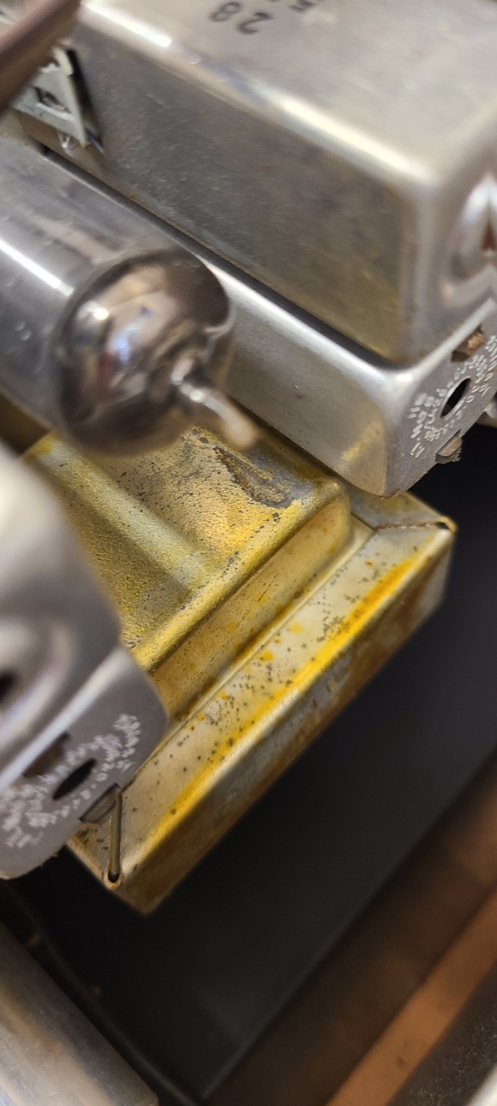 Vintage Dumont Tube AM/FM Radio Reciever Untested W/ Turntable Base