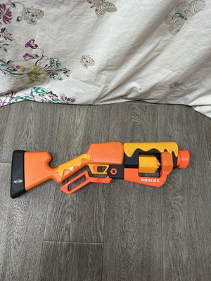 Nerf N-Strike Elite Roblox Adopt Me Bees Blaster