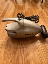 Shark Vacuum Cleaner EURO PRO EP045 Silver  16+ Foot Cord Tested & Works Clean 