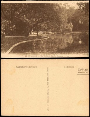 CPA Luçon Un Coin du Jardin Dumaine 1910