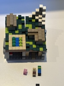 Lego Minecraft Microworlds 21102/21105/21106/21107 Complete with Boxes
