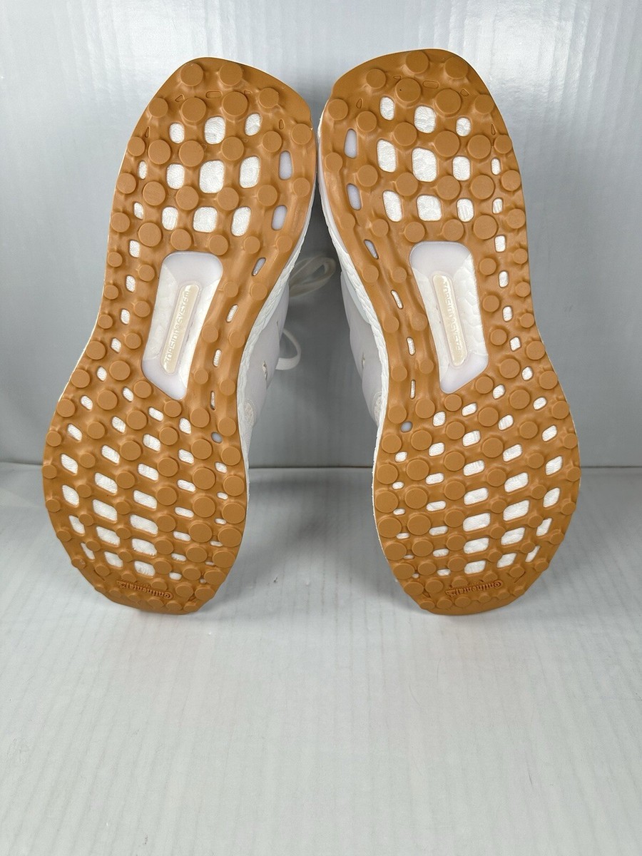 Size 7.5 Womens Adidas Ultraboost 1.0 White Gum Silver  Size 7.5 Womens Adidas Ultraboost 1.0 White Gum Silver Running Shoes ID9689 NEW main image 0