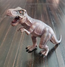 2010 Mojo Tyrannosaurus Rex T-Rex 4.5 Tall Detailed Dinosaur Figure