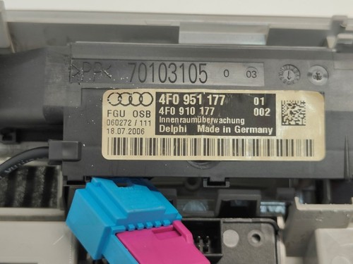 LUZ INTERIOR DELANTERA Audi Q7 (4LB) SUV 3.0 TDI V6 24V (BUG) 2006 4F0951177 - Imagen 5 de 5