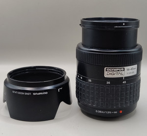 Olympus Zuiko EZ-1445 14-45 mm F/3.5-5.6 EZ ED Four Thirds Lens + Hood