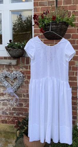 Cabbages And Roses Brodie Anglaise Dress - Size 8 Brand New - Picture 5 of 10