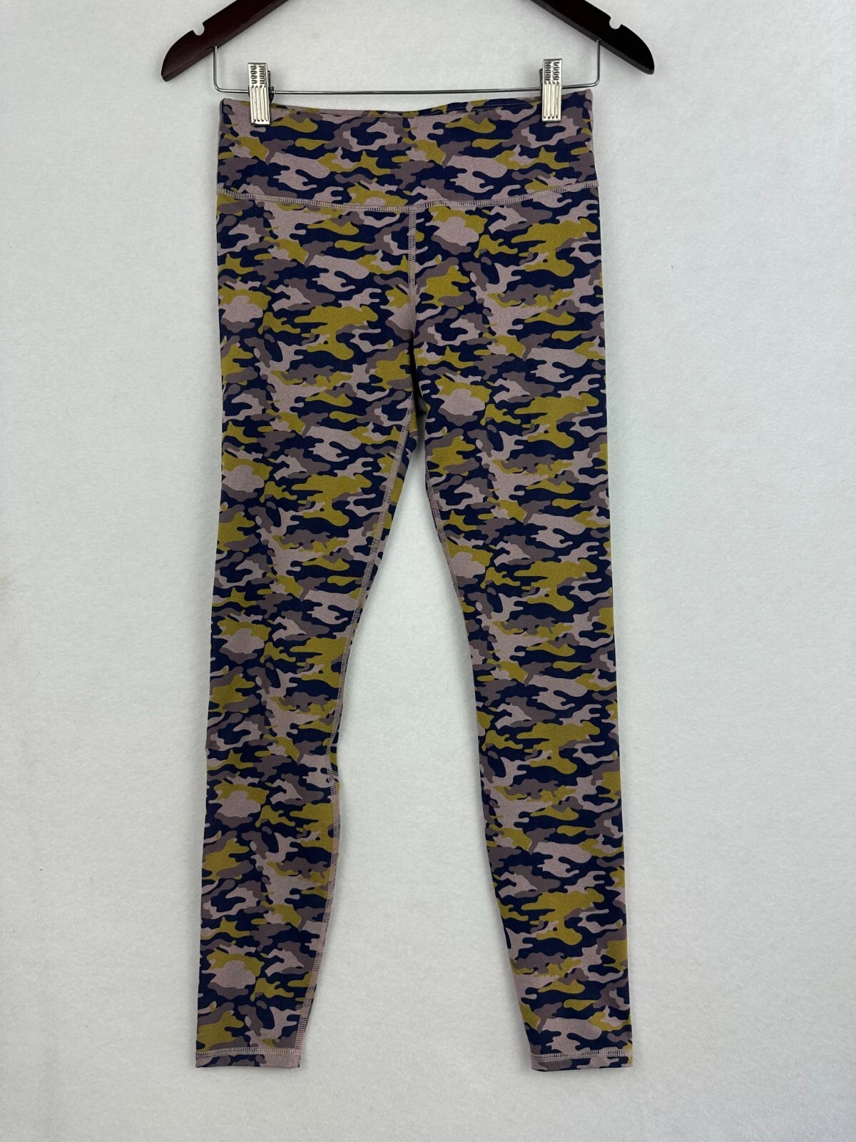 fabletics workout gym yoga athletic ankle leggings