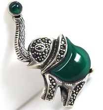 Piccolo Antico Argento Elefanti Spilla + Marcasiti & Verde Agata (3,1cm x 2,7)