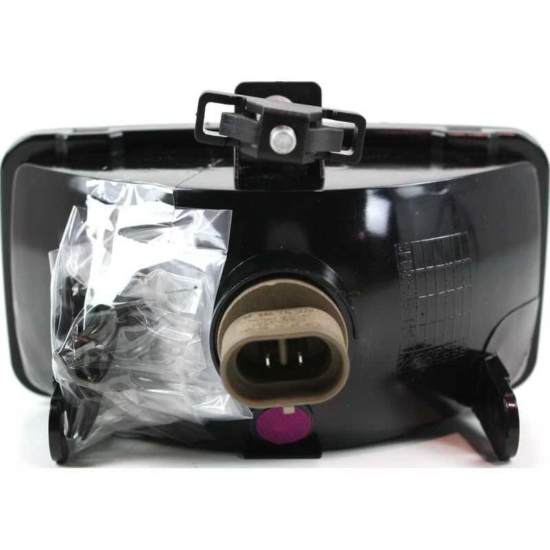 Fog Light Halogen Fits 2000-2003 Chevrolet S10 Xtreme - Image 4 of 4