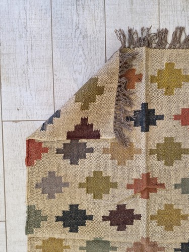 Rugmoda Handwoven Wool-Jute Rug | Geometric Tribal Pattern | Eco-Friendly 3x5 ft - Picture 3 of 5