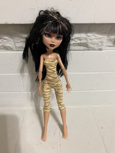 Monster High Cleo De Nile  Doll Mattel 2014 Jumpsuit Earring
