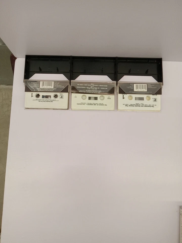 Jimi Hendrix Cassette Tape Lot (3) Hits/Kiss The Sky/The Genius Of Jimi/The RARE - Image 4 of 4