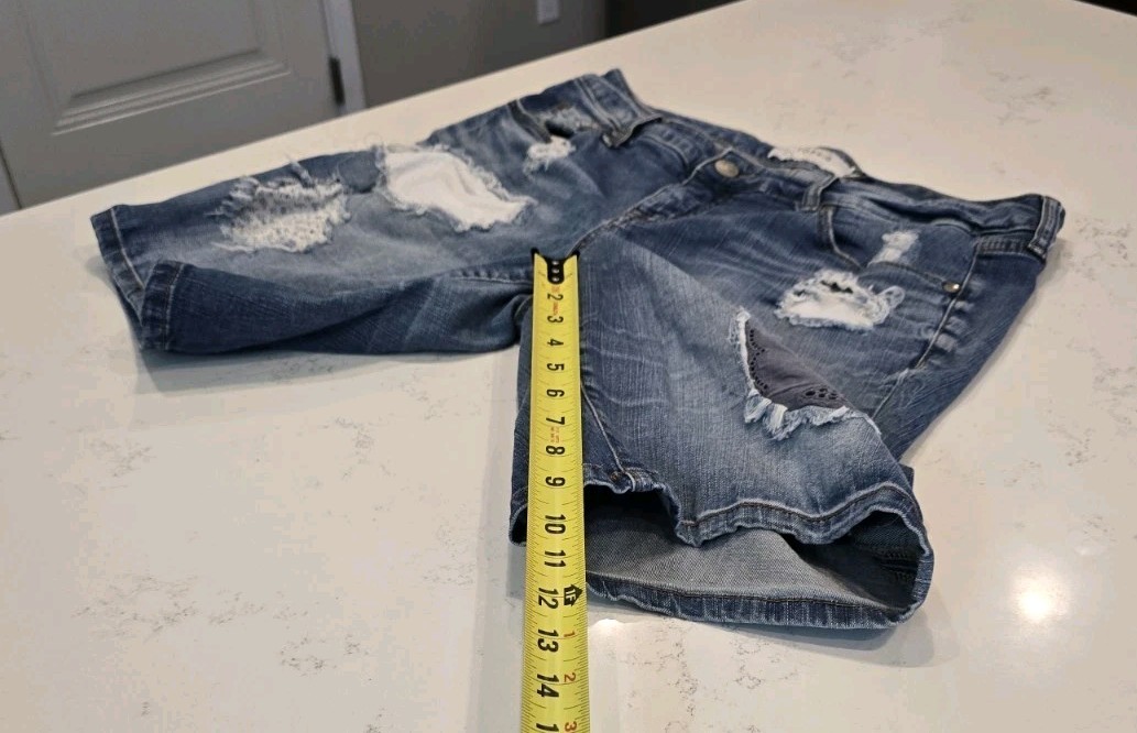 Torrid High Rise Distressed Patchwork Bermuda Blu… - image 10