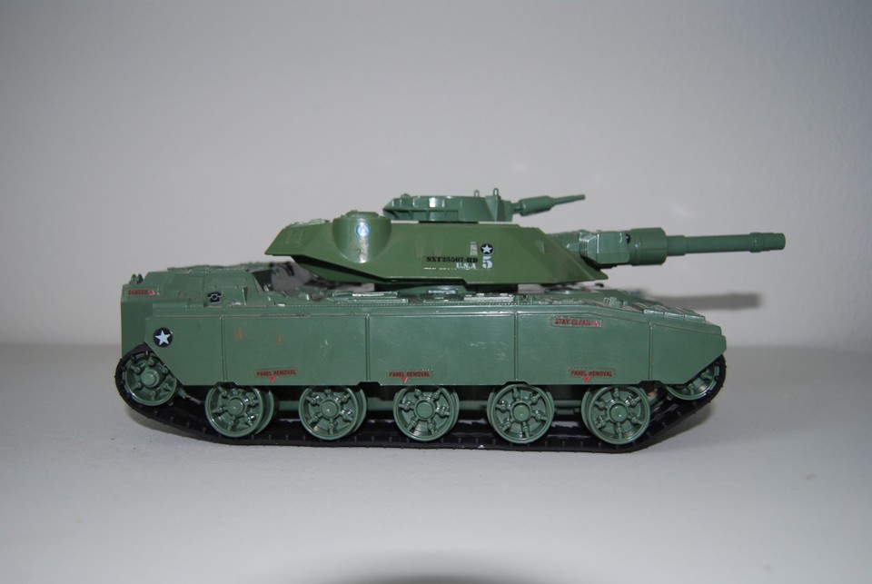GI Joe MOBAT TANK 1982 Vintage with Driver Steeler and file card | eBay