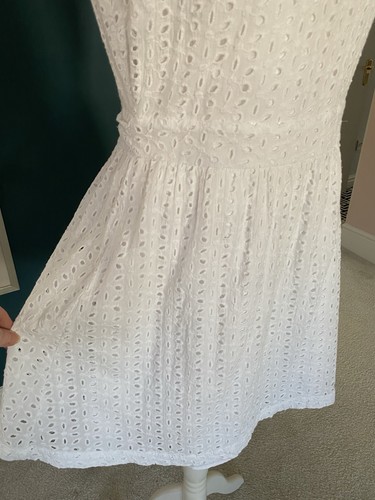 White Cotton Broiderie Dress Size 12 Forever 21 Vgc - Picture 3 of 11
