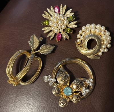 Lot of 4 Vintage Estate Designer Flower Pin Brooches 3 Signed -Gold Tone