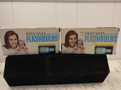 23 M2B Sylvania Blue Dot Flashbulbs Vintage Original Box USA NEW!