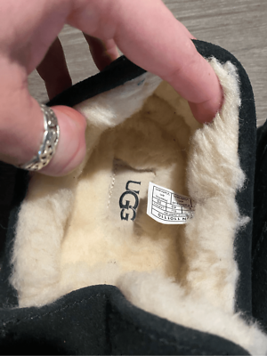 UGG NWOT Ascot Slippers, Black, Mens Size 7/ Womens Size 8.5, MSRP $160 UGG NWOT Ascot Slippers, Black, Mens Size 7/ Womens Size 8.5  main image 2