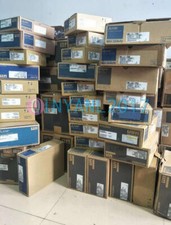 ONE New Mitsubishi Servo Motor HF-JP703B  HFJP703B