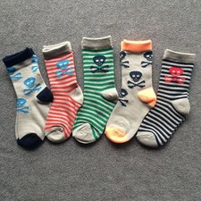 BULK... 5 pairs Kids Boys Skull and Crossbone Mid-calf Socks ...fits 1-2 years