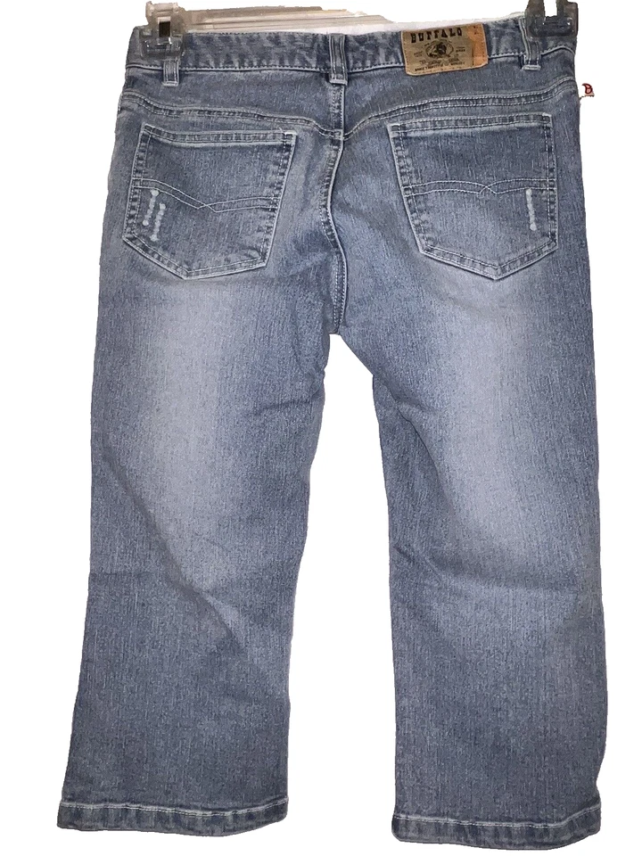 Pantalones de mezclilla capri elásticos recortados con tachuelas azules talla 27 BUFFALO David Bitton para mujer Foto 3 de 4