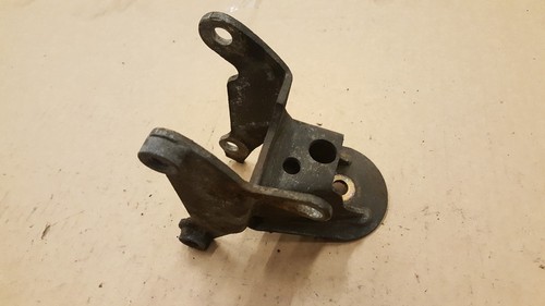 VW Golf Jetta MK2 1.8 Vorne Motor Automatik Getriebe Lichtmaschine Halterung