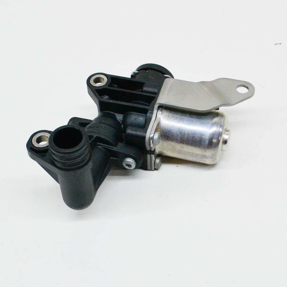 MERCEDES BENZ ML W164 Engine Cooling Shut-Off Valve A1562030164 