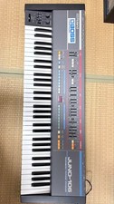Roland JUNO-106 Analog Polyphonic Synthesizer...