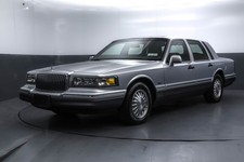 1995 Lincoln Town Car for Sale