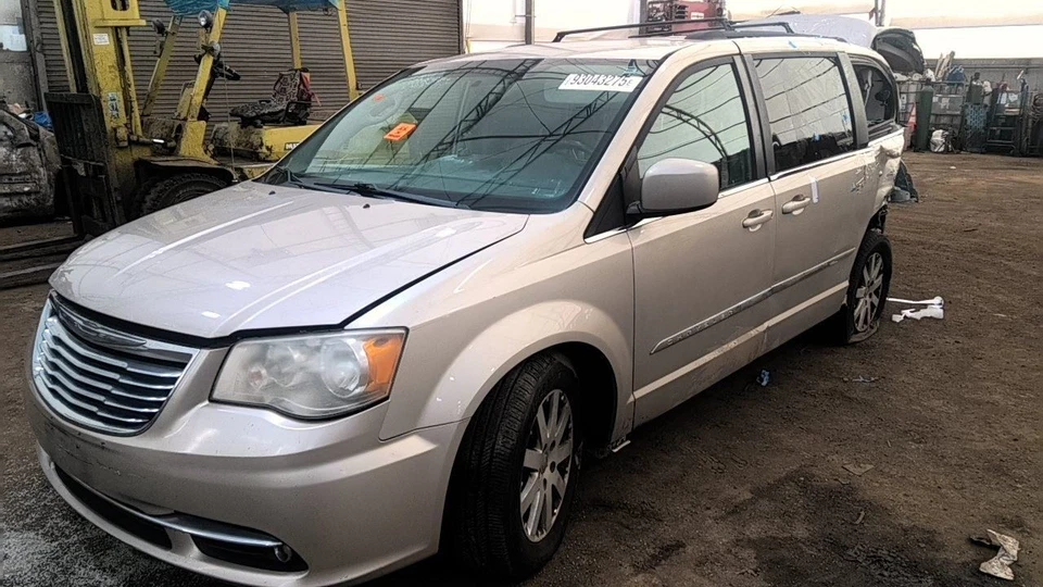 AC Condenser Fits 08-20 CARAVAN 6872274 - Image 2 of 4