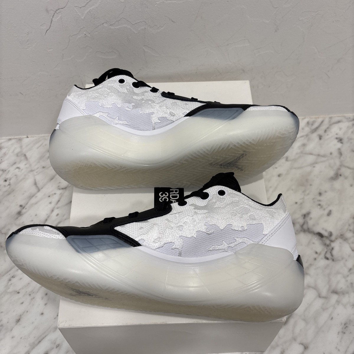 Size 10 - Air Jordan 39 Croix - FQ0213-100 for sale online | eBay