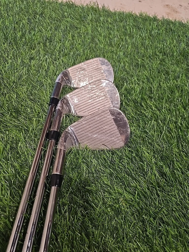 RH NEW Callaway Paradym AI Smoke 8,9,PW set Steel Stiff Flex Golf Clubs UPC 276 - Image 4 of 4