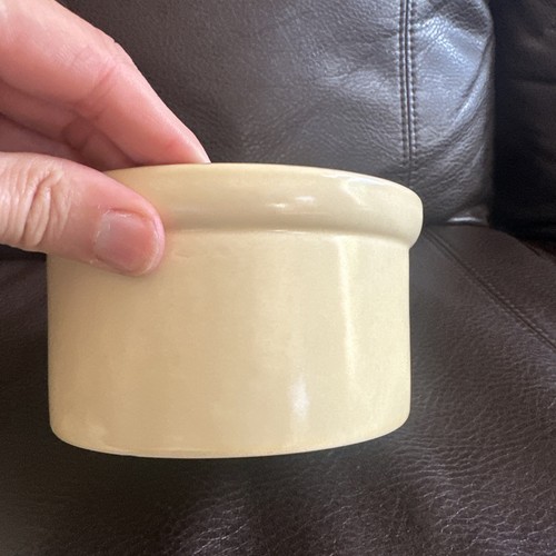 Pfaltzgraff 1960's Village Butter Tub - Picture 9 of 11