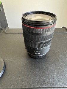 Excellent condition Canon RF 24-105mm F4 L IS USM Zoom Lens