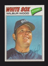 1977 TOPPS #198  Wilbur Wood  CHICAGO WHITE SOX  EX-MINT  C