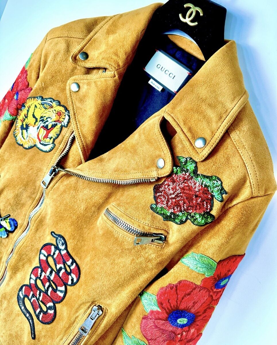 Gucci 2018 Brown Suede Leather Tiger Patch Biker Jacket 36 Gucci 2018 Brown Suede Leather Tiger Patch Biker Jacket 36