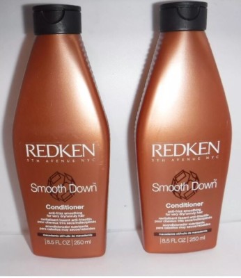2 BOTTLES REDKEN SMOOTH DOWN CONDITIONER THERMAL CARE  8.5 Oz EA MACADAMIA OIL