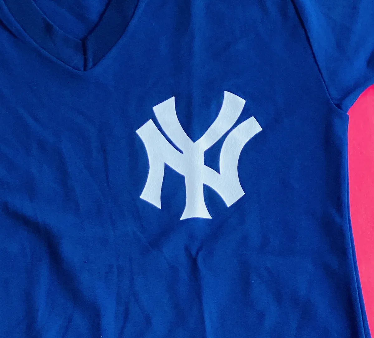 Men’s VTG 90’s Russell Athletic MLB New York Yankees Shirt Jersey as L
