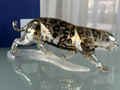 Swarovski Figurine 1096796 Jaguar Golden Shine 16.7 cm Original