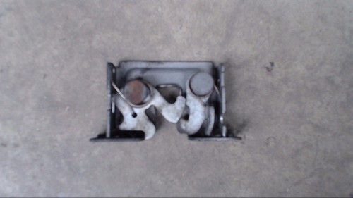 Schloss Vorne Links AM Schlossträger 51237115229 BMW 320d DPF Bj 2005 E90 / E91/