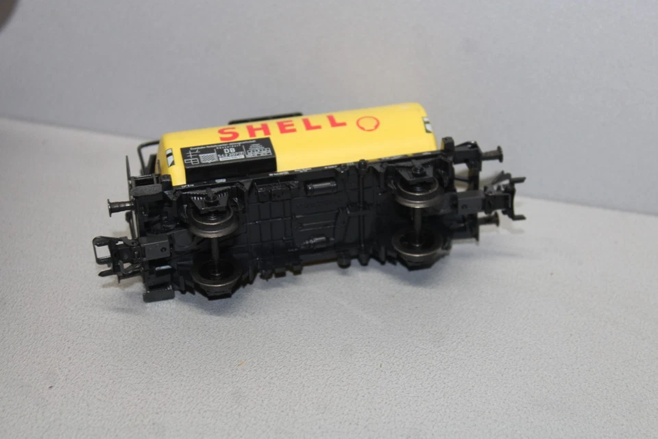 Märklin 2-Achser Kesselwagen Shell DB Spur H0 #O151 - Bild 2 von 3