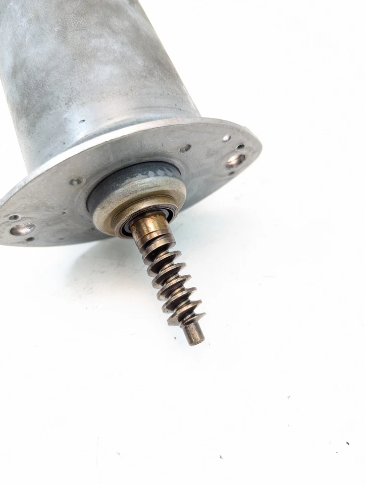 BMW 328I XDRIVE E90 LCI 2009-2012 - Actuador de árbol de levas Valvetronic 7548388 Foto 3 de 4