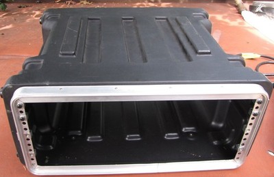 SKB ROTO 4  Rack Road Black Molded Case size 22 x 22 x 9 1/2 Great Shape