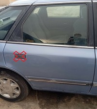 Porte arrière et accessoires Ford SCORPIO