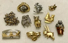 11 Different Vintage Whimsical Pig Hog Pins Lot Signed Movable Skiing Sailing &