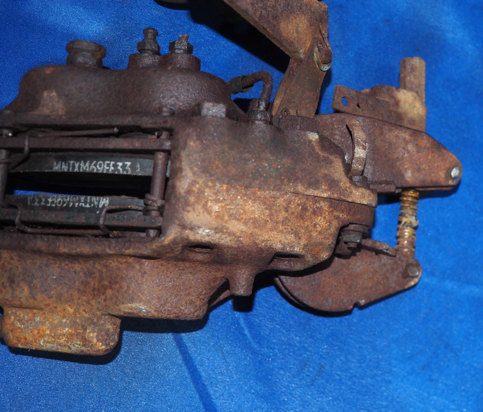Rolls-Royce Silver Shadow 1965-1976 Rear Left, right Brake calipers Pair