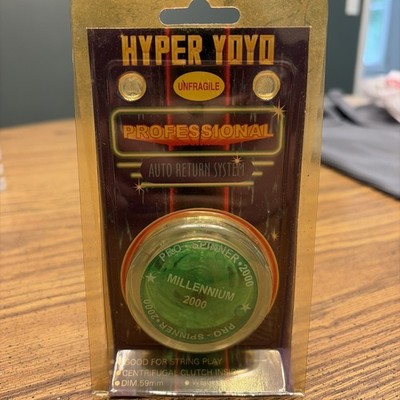 Vintage 1998 Hyper Yoyo Pro Spinner Professional Auto Return System Green Color