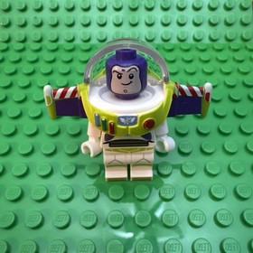 Lego Buzz Lightyear Toy Story Minifigure Disney 7593 7598 7597 7590 Toy004