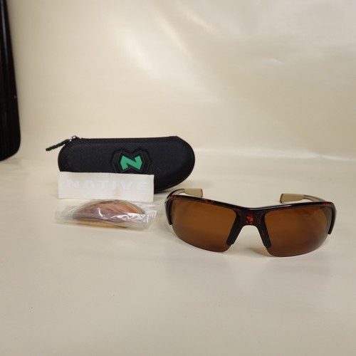 Native Itso/Maple Tort Polarized Wrap Sunglasses + Extra Lenses & Case