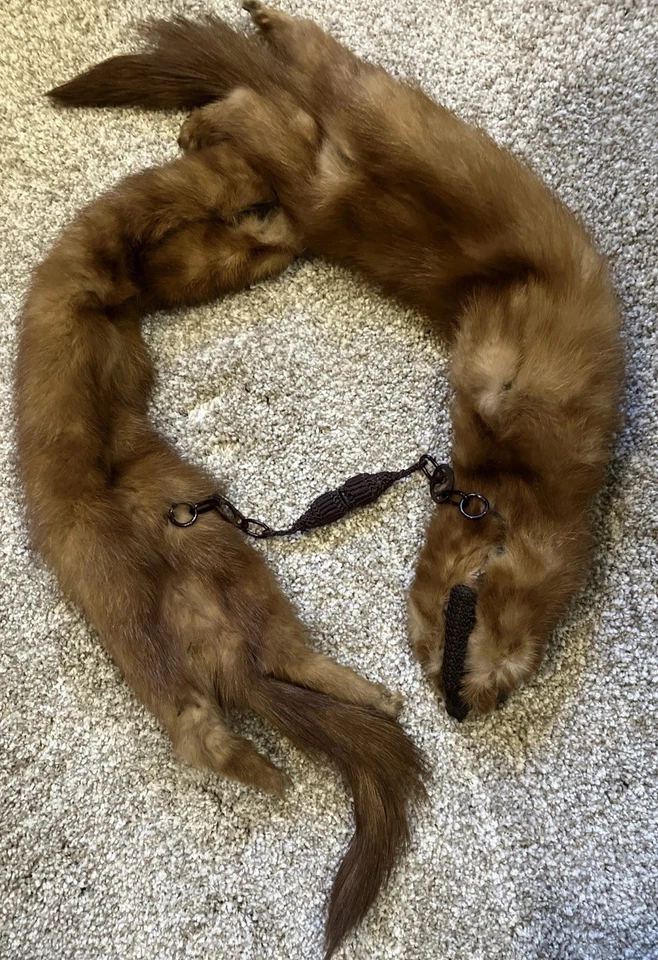 VINTAGE 1920s-30s Genuine MINK FUR COLLAR/ WRAP -2 PELTS- 37” - Image 4 of 4